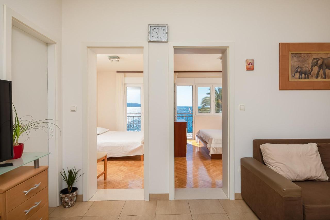Adriatic Beach Suites Omiš Exterior foto