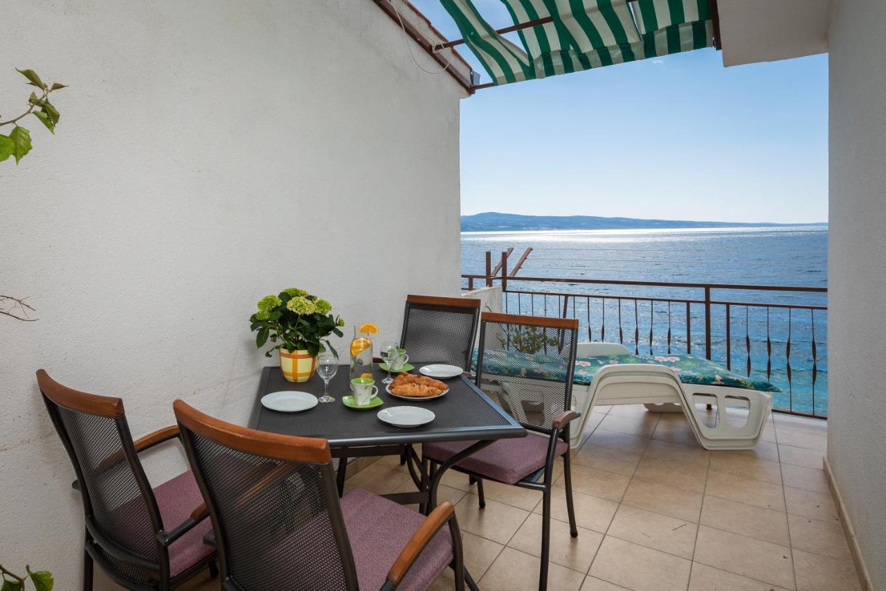 Adriatic Beach Suites Omiš Exterior foto