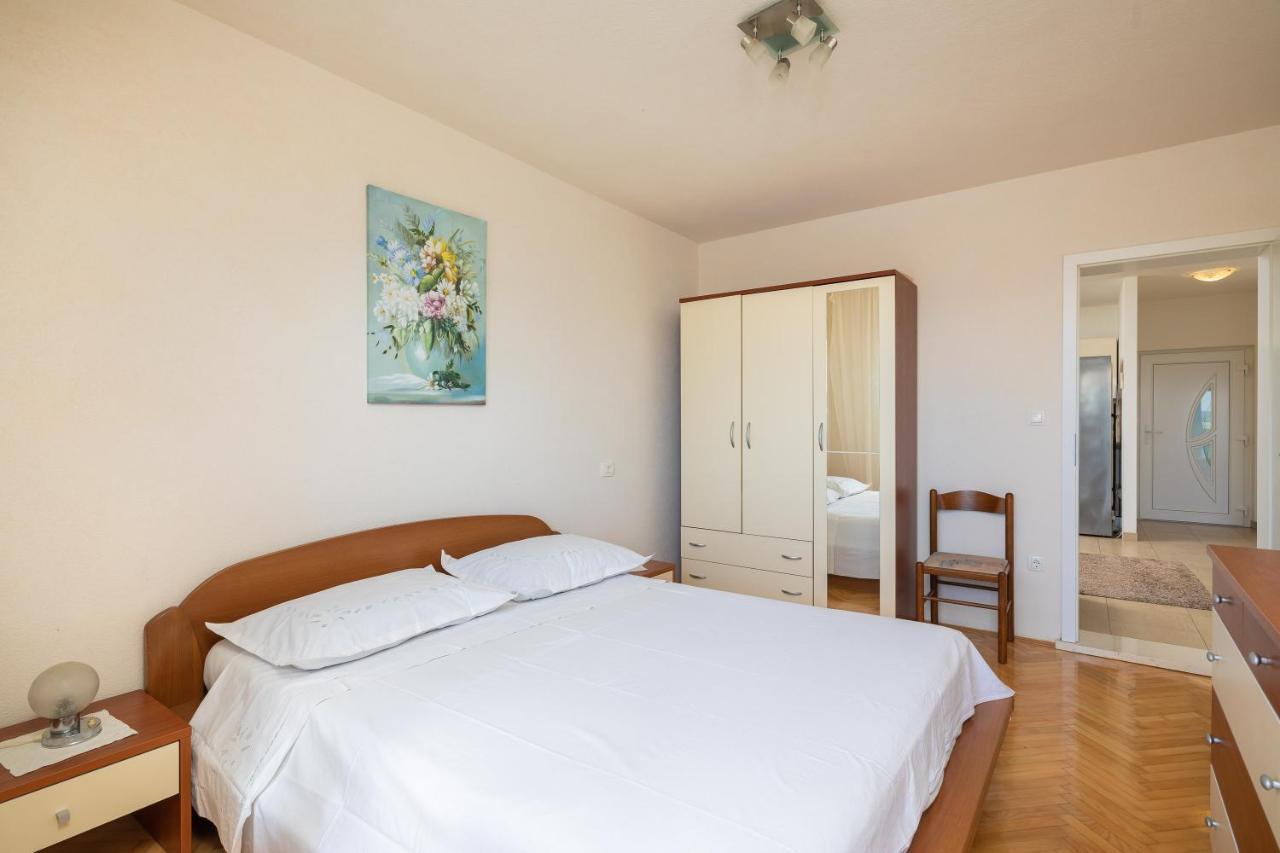 Adriatic Beach Suites Omiš Exterior foto